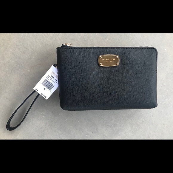 MICHAEL Michael Kors Handbags - 🆕 MICHAEL Michael Kors Double Zipper Wristlet Blk